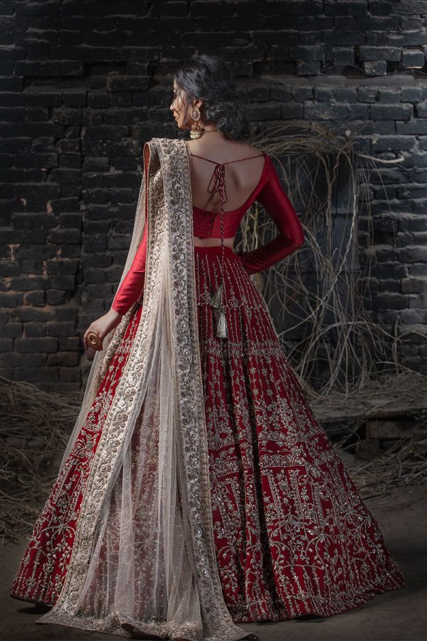 AAGOSH BRIDAL LEHENGA