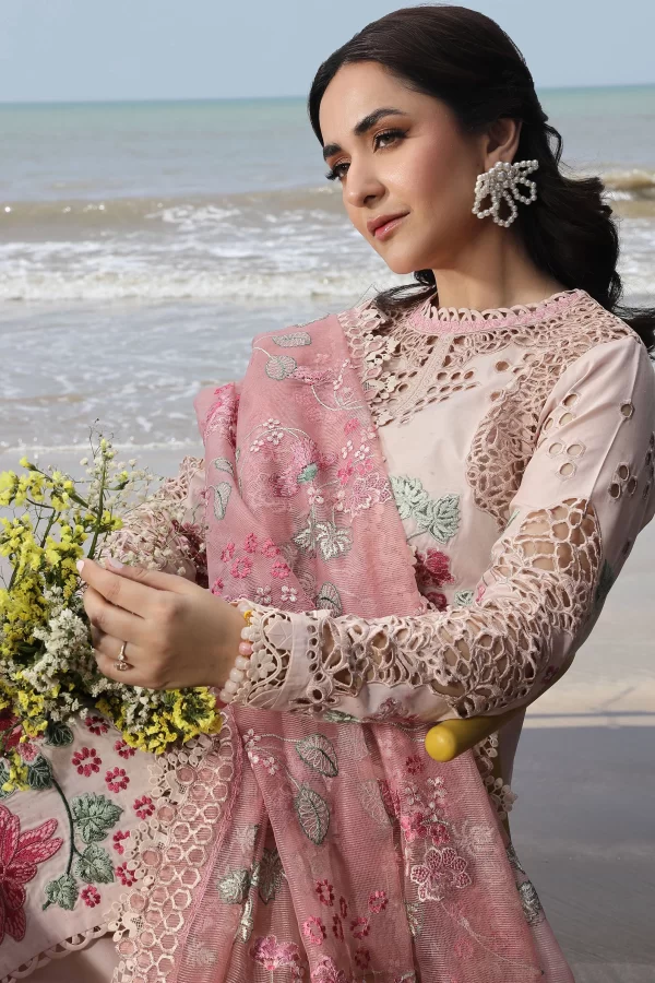 Luxury Lawn '24 By Maryam Hussain-MAYA - Image 2