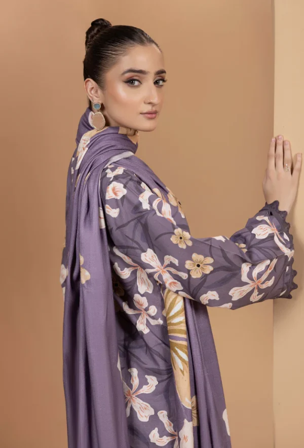 Zara Khaddar Collection by Humdum- D 05 - Image 2