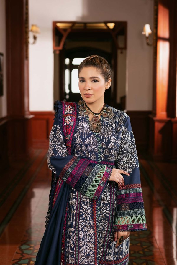 Maryam Hussain winter shawl '24-Breeze - Image 2