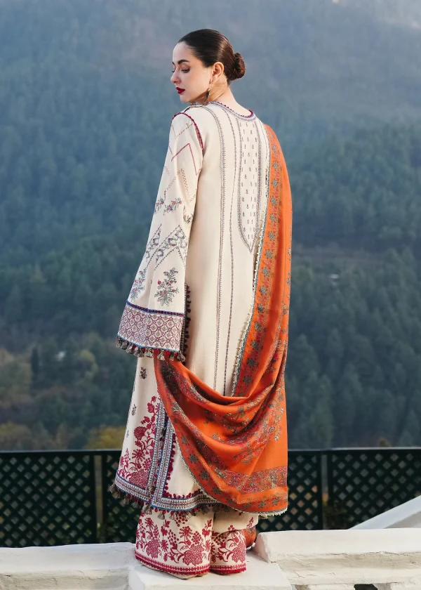 Hussain Rehar winter shawl '24-Almas - Image 3