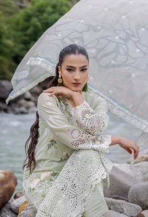 39A8332_1225x1800