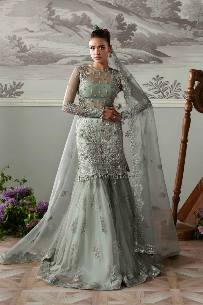 AKBAR ASLAM formal' 25' Silvenza SKU: U-1572