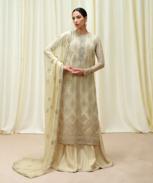 SAPPHIRE Embroidered Chiffon' 25' SKU: U3FELX25V617