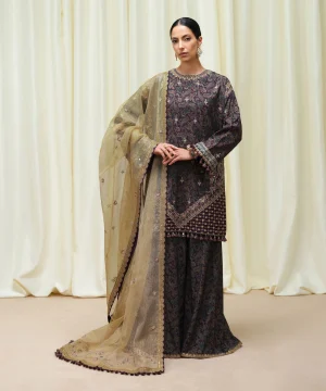 SAPPHIRE Embroidered collection' 25' SKU: U3FELX25V636