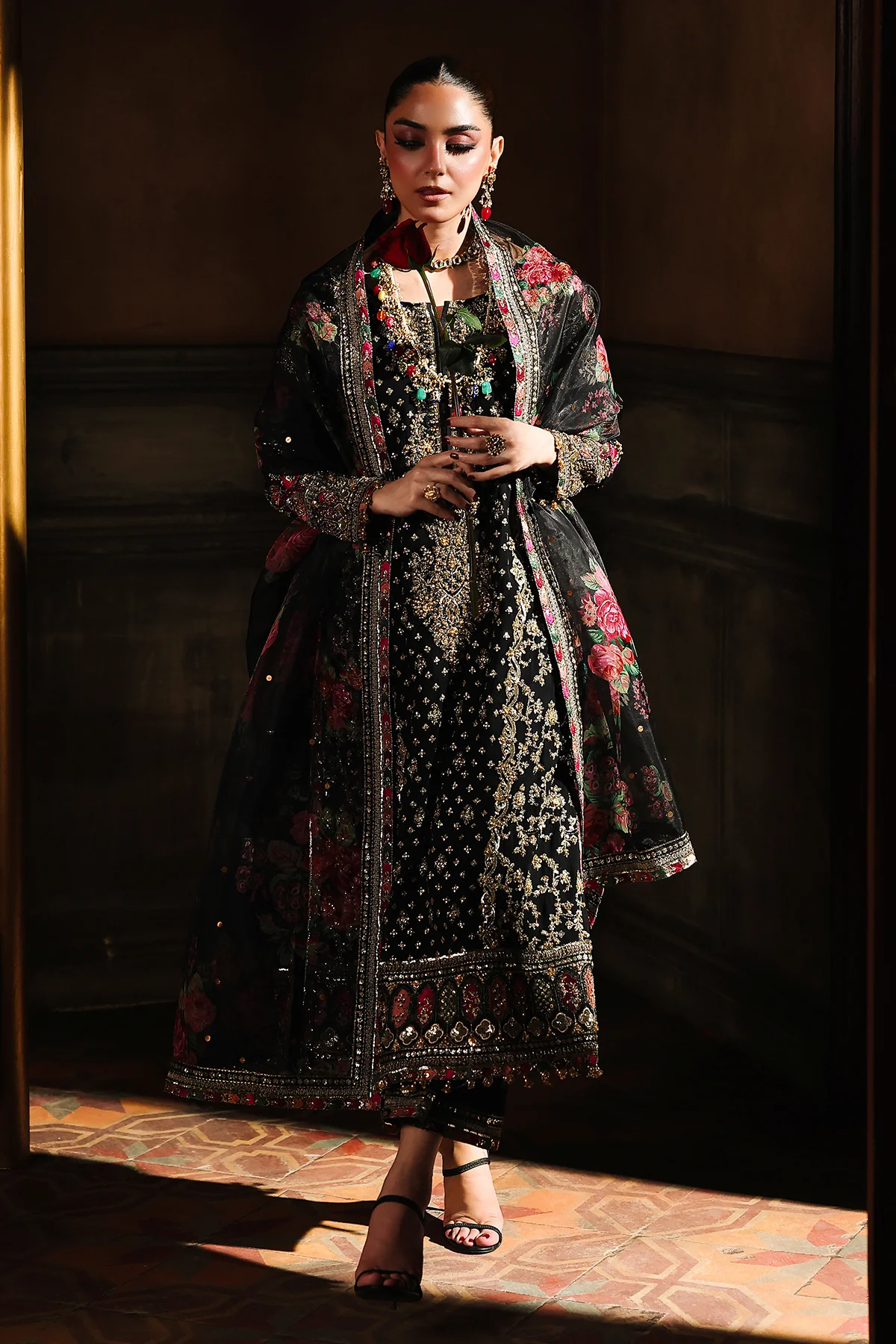 CHARIZMA Luxury Collection' 25' DJW5-05