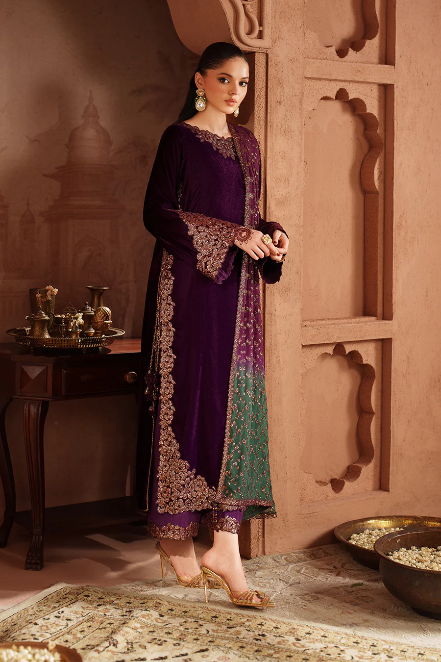 IZNIK Raagni - Velvet Formals '25' IV-57