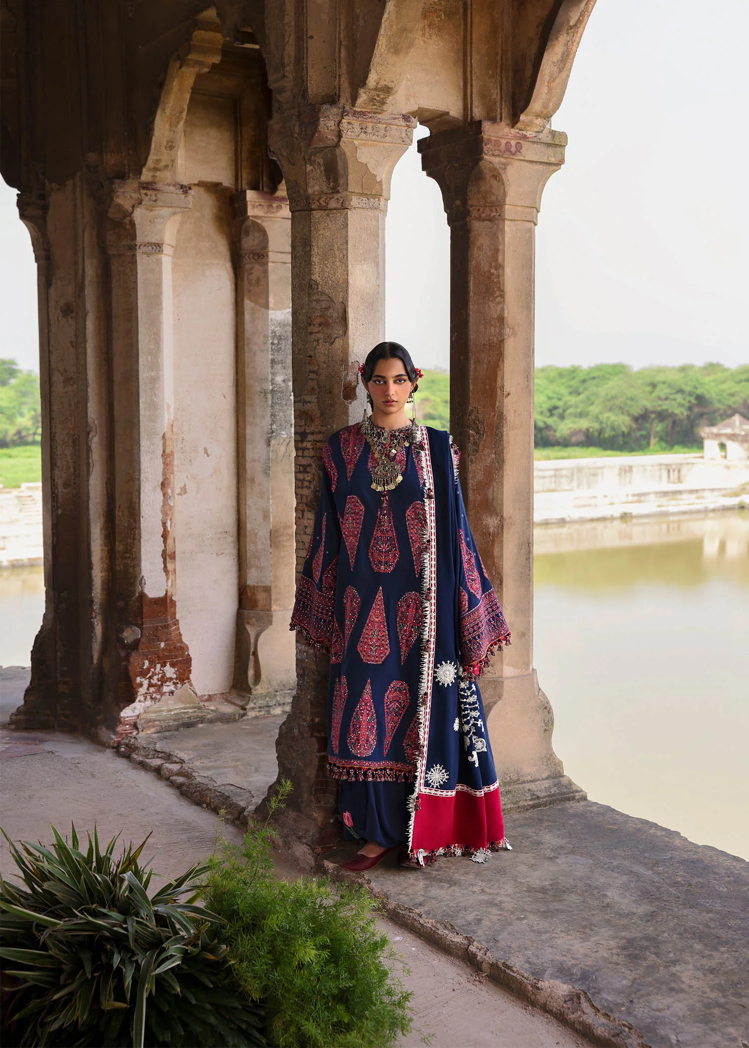 HUSSAIN REHAR Karandi Collection '25' Gulbano