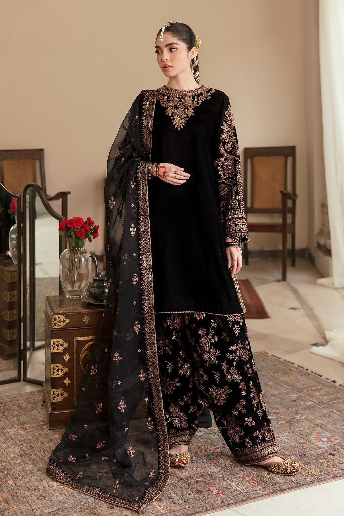 Baroque Velvet '25-EMBROIDERED VELVET UF-253