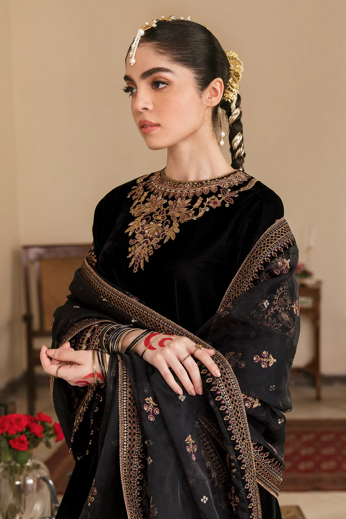 Baroque Velvet '25-EMBROIDERED VELVET UF-253 - Image 4