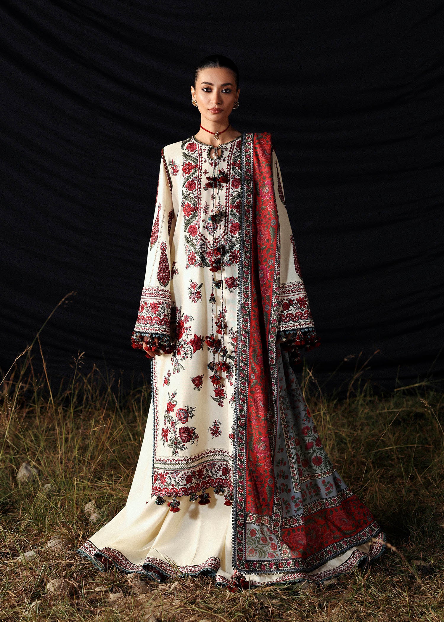 Hussain Rehar Khaddar collection '25-Gulban