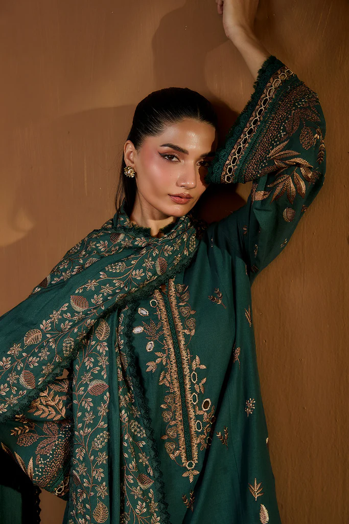 Sobia Nazir Winter Shawl '25-WS25-4B - Image 3