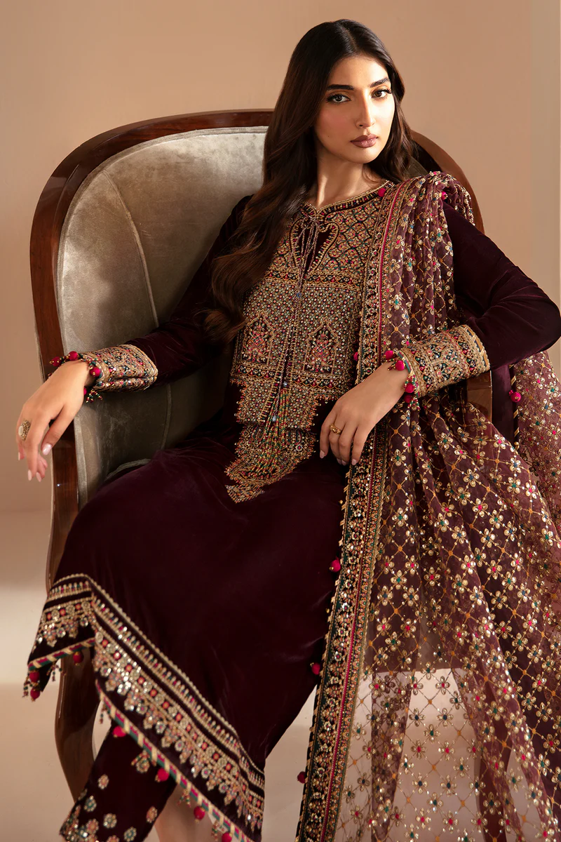 Jazmin Velvet Formals '25-VF-2022 - Image 2