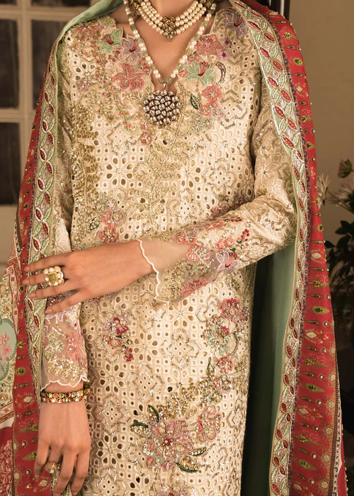 Saira Shakira REVÉ Wedding Festive '26-Gilded - Image 4