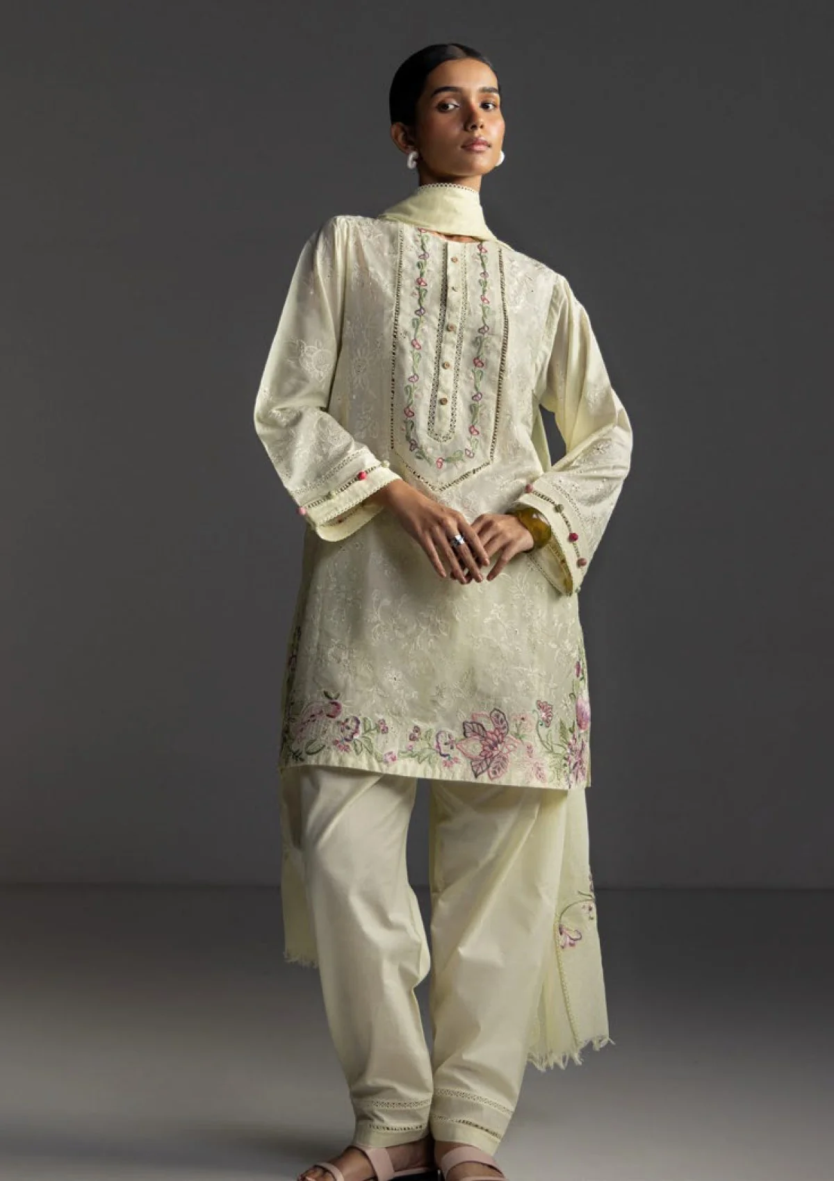 Coco Lawn Edit 1 '26-Liora-8B
