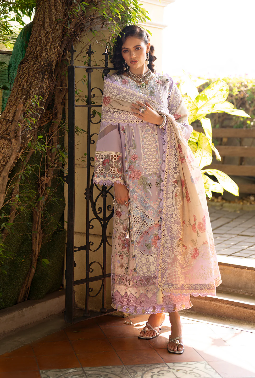 AJR Evara Luxury Lawn '26-Zaya - Image 3