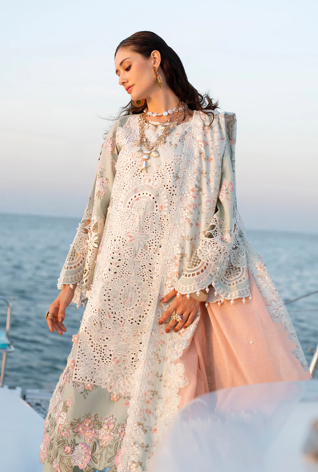AJR Evara Luxury Lawn '26-Fyna - Image 2