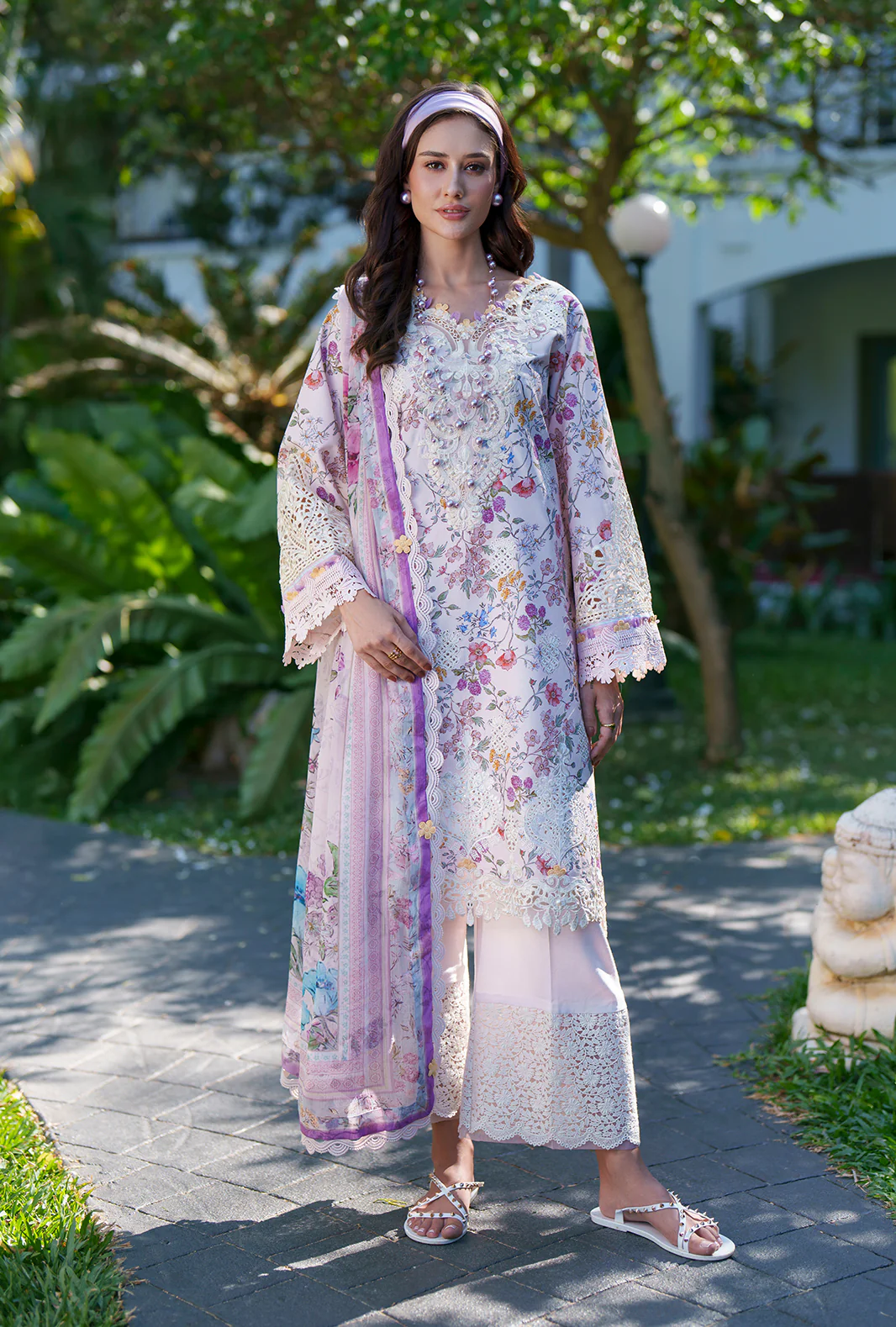 AJR Couture Chikankari Prints Lawn '26-Zuri