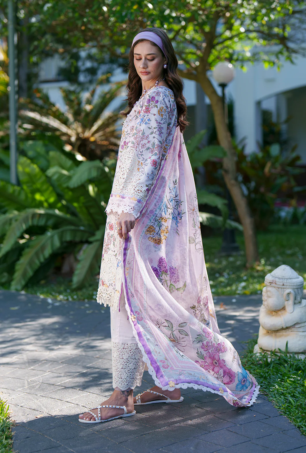 AJR Couture Chikankari Prints Lawn '26-Zuri - Image 3