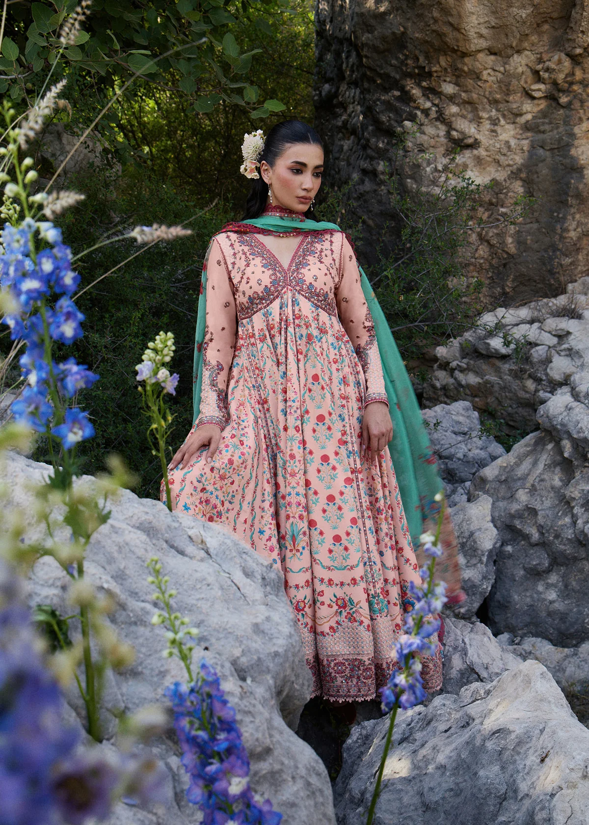 Hussain Rehar Jinan Luxury Lawn '26-Chitlali - Image 2
