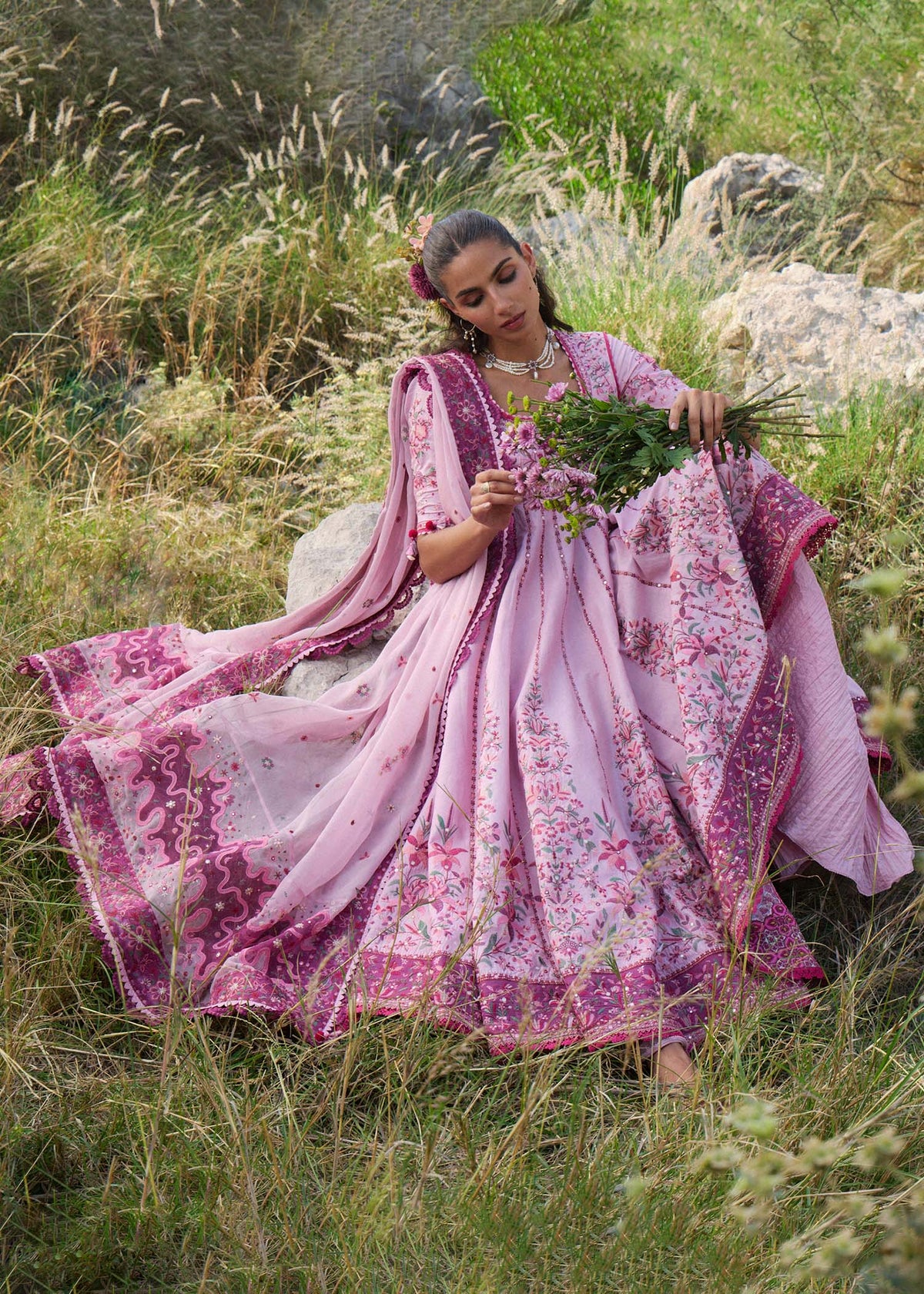 Hussain Rehar Jinan Luxury Lawn '26-Marjan - Image 2