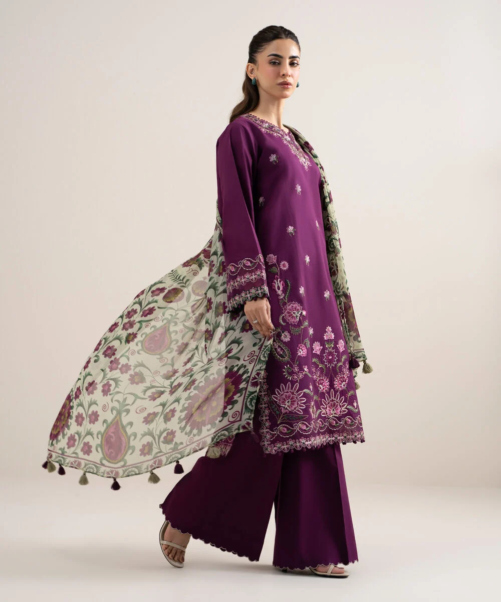 SAPPHIRE Lawn Collection,26 - Image 3