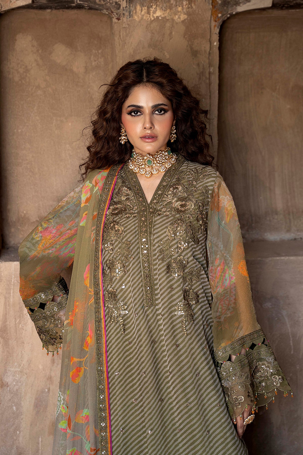 CHARIZMA Embroidered Chiffon Collection,26 VSLW6-05 - Image 3