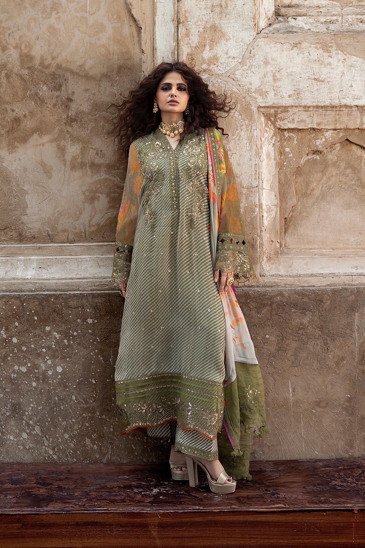 CHARIZMA Embroidered Chiffon Collection,26 VSLW6-05 - Image 4