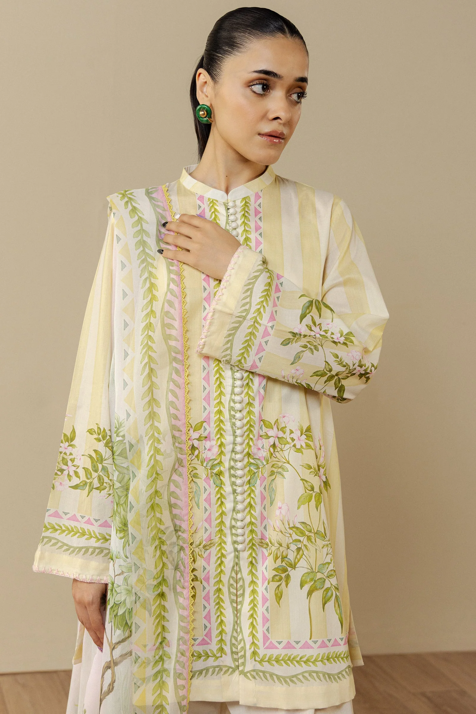 Coco by Zara Shahjahan Prints,26 D-01A NERINE - Image 3