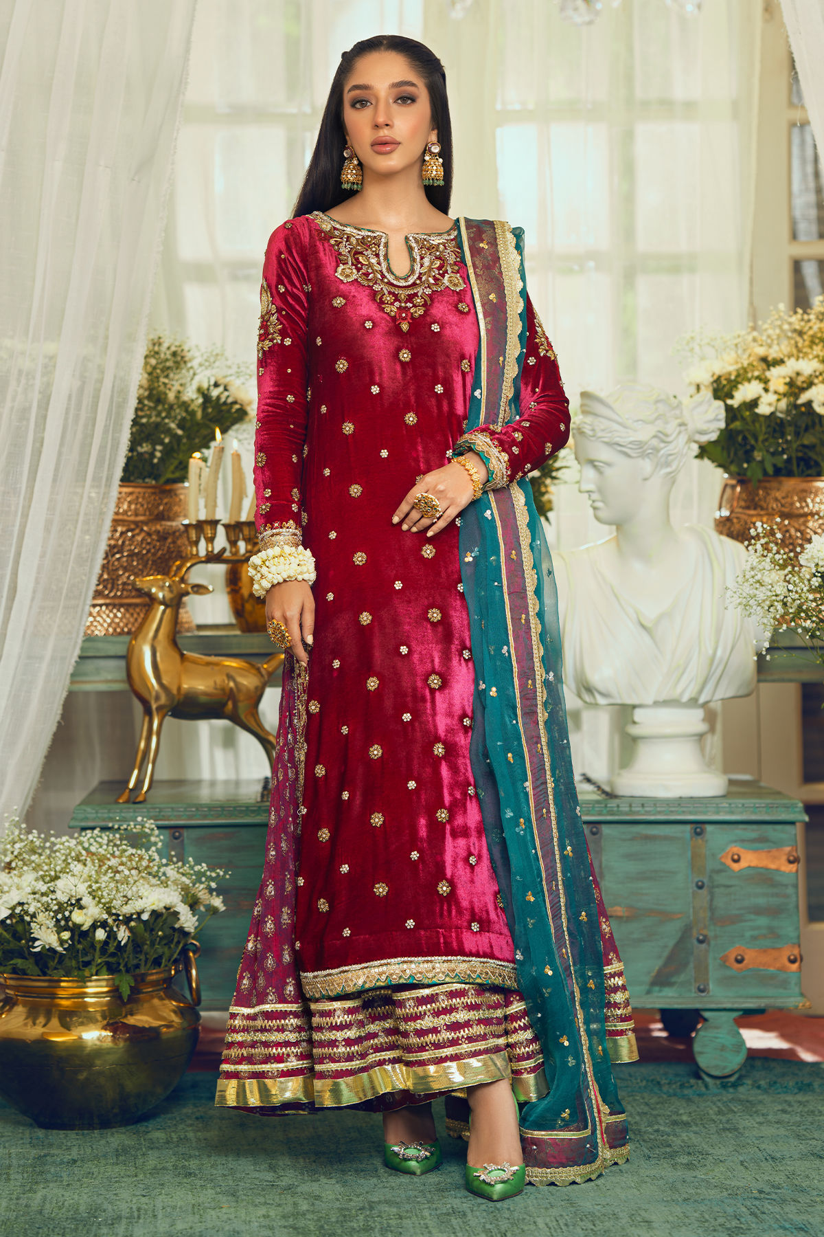 sabrangee velvet formals –Sibel - Image 3