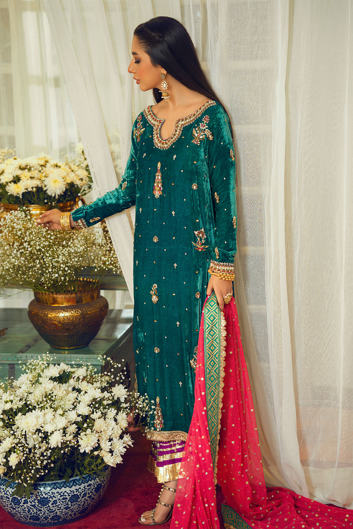 sabrangee velvet formals –Alara - Image 3