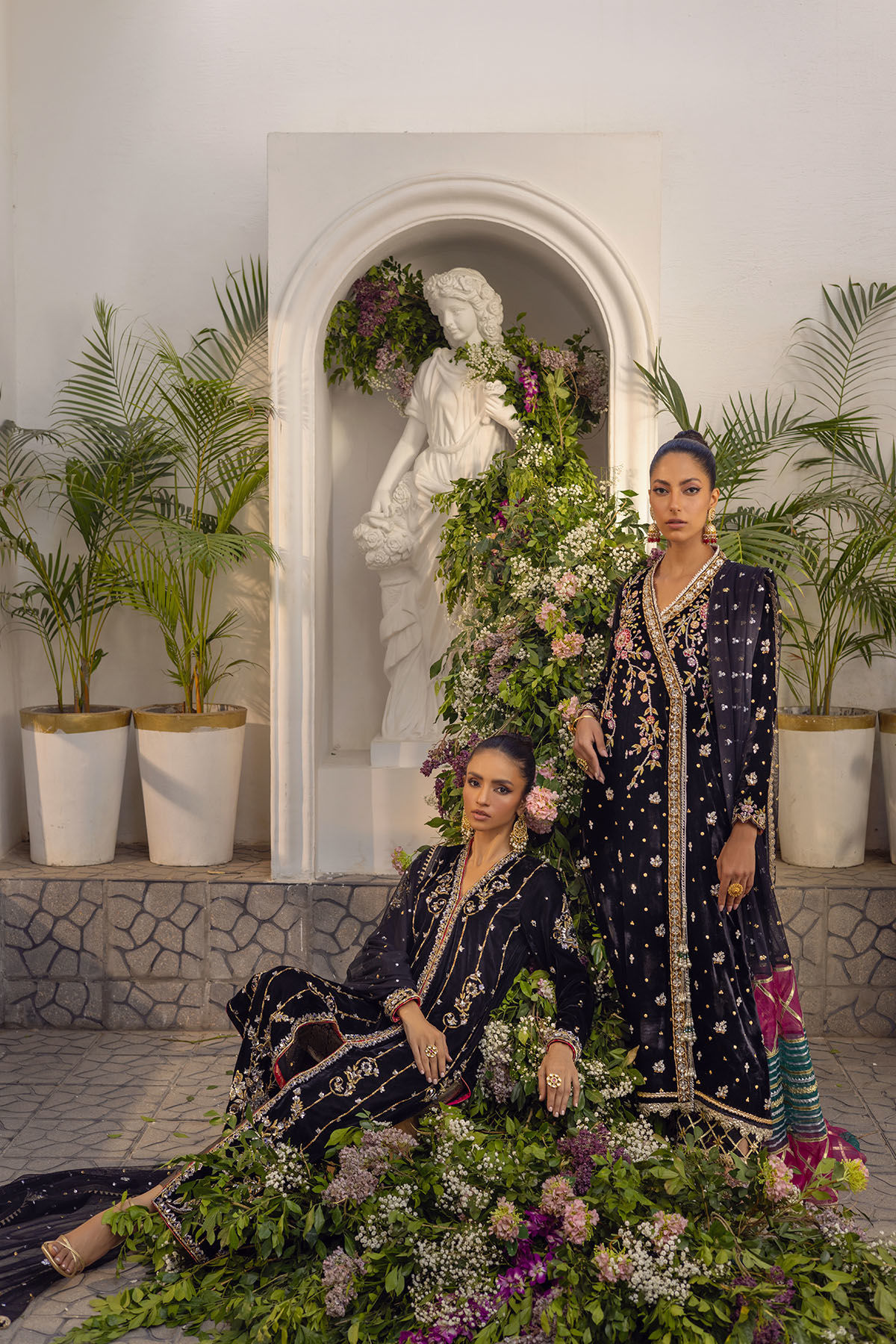 sabrangee velvet formals –Muzna - Image 4