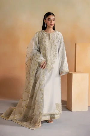 Emaan Adeel Elara Sheesha Silk '26-CLEO