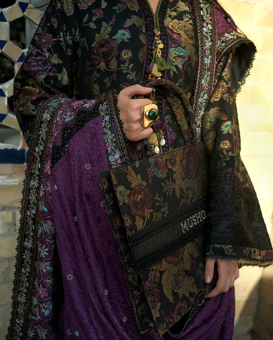 Mushq Broadway winter '26-Registan Moon - Image 3