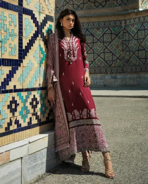 Mushq Broadway winter '26-Timurid Rose